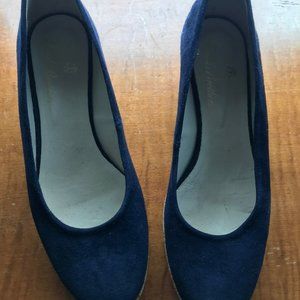 Blue Brooks Brothers Wedge size 8 for Wedding and Graduation season!
